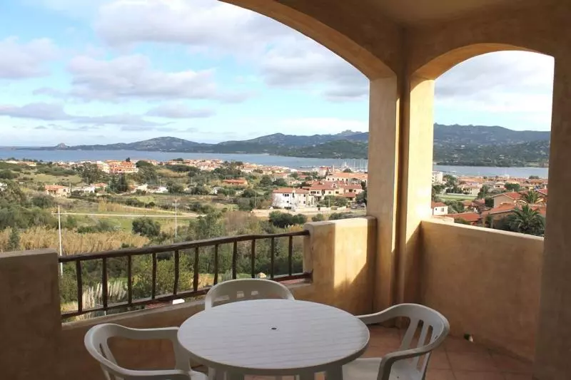 海の見えるスタンダードスタジオ, La Costa View