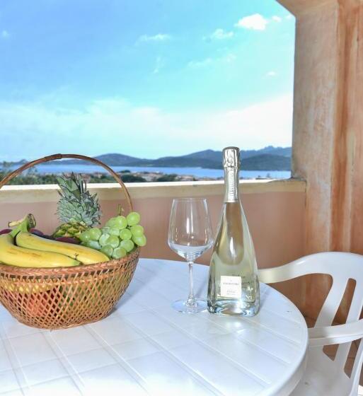 דירת חדר נוף לים, La Costa View