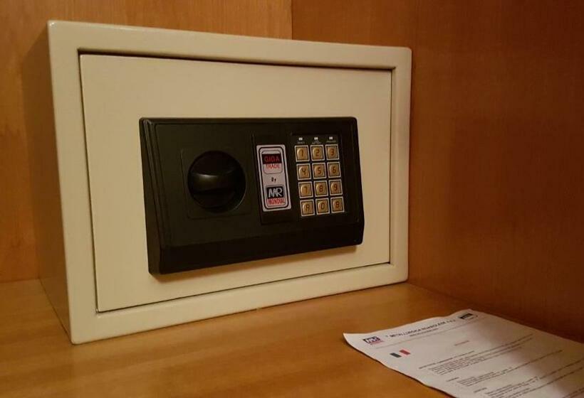 غرفة قياسية فردية, La Lanterna