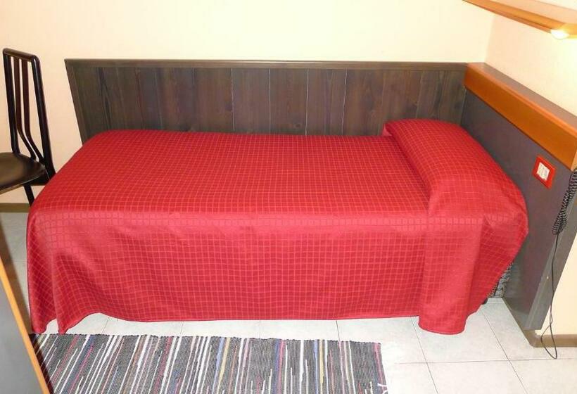 غرفة قياسية فردية, La Lanterna