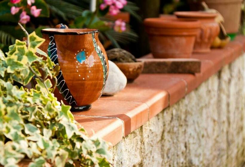 غرفة عائلية, La Maison De Titty & Margherita