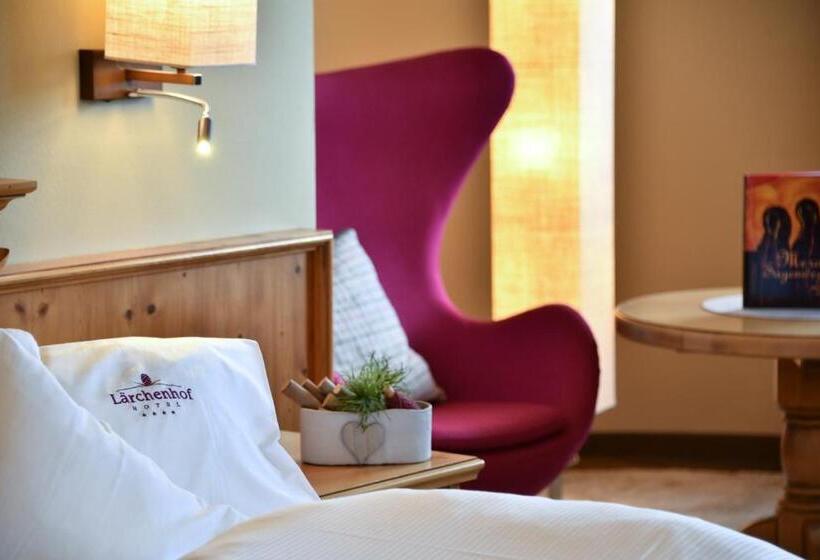 Люкс с Балконом, Lärchenhof