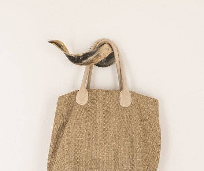 غرفة قياسية, Maison D'enrì