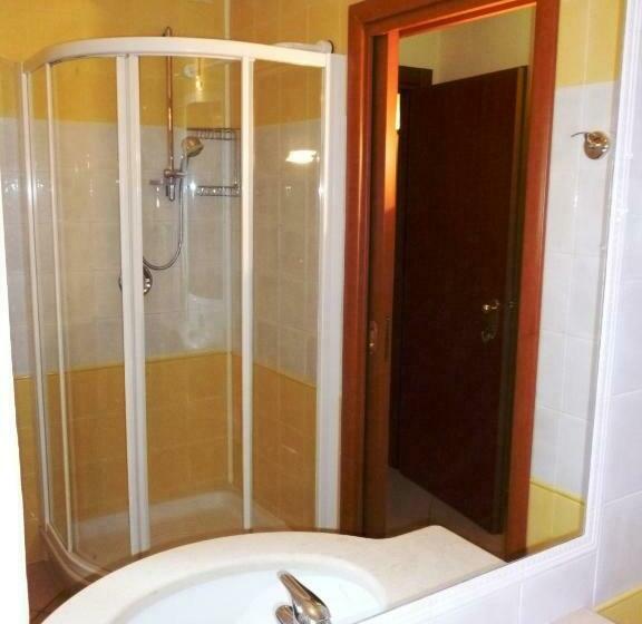 Семейный Номер, Marinella