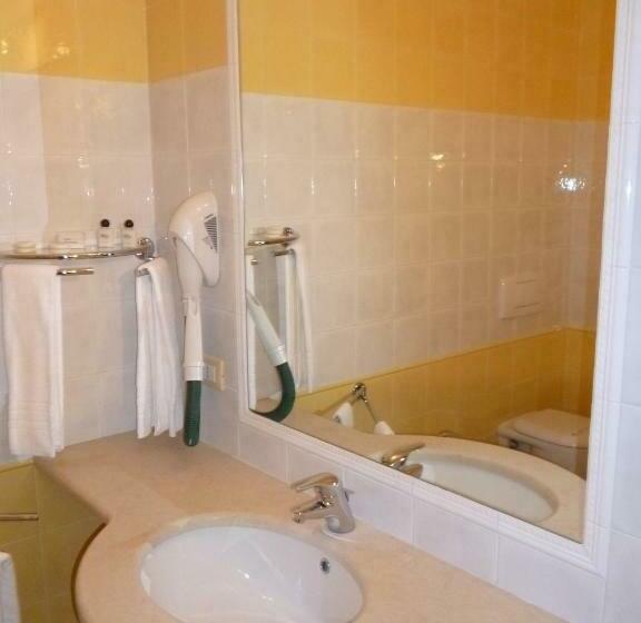 Номер Стандарт, Marinella