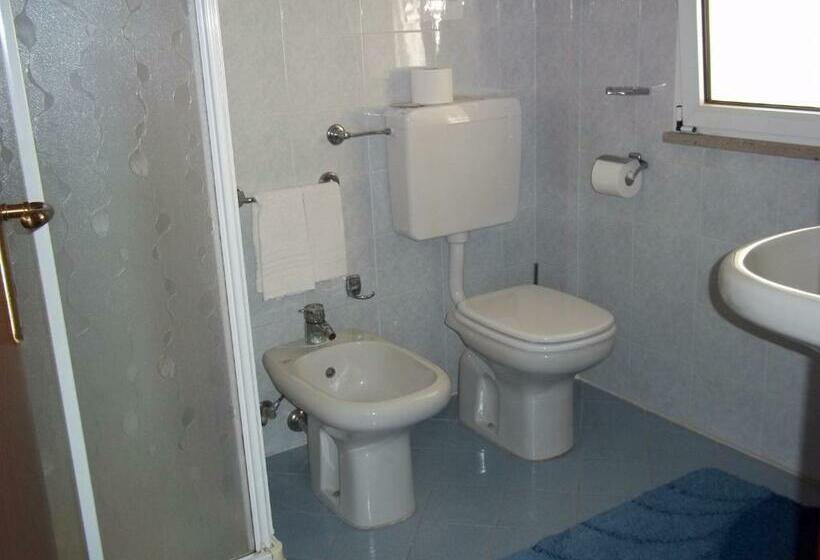 اتاق استاندارد سه نفره, Meublè Villa Patrizia