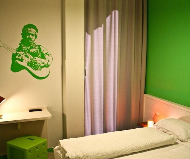 اتاق استاندارد, Nologo