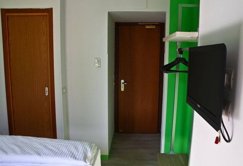 اتاق استاندارد, Nologo