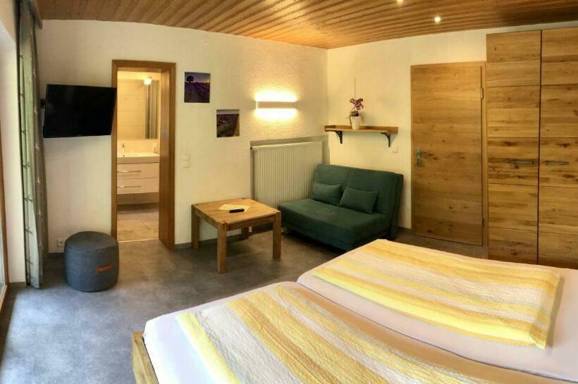 Camera Standard con Balcone, Pension Hubertus