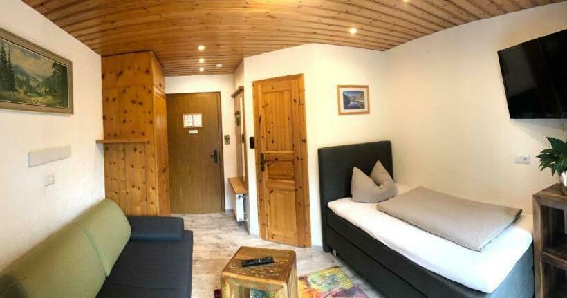 Camera Standard Singola con Balcone, Pension Hubertus