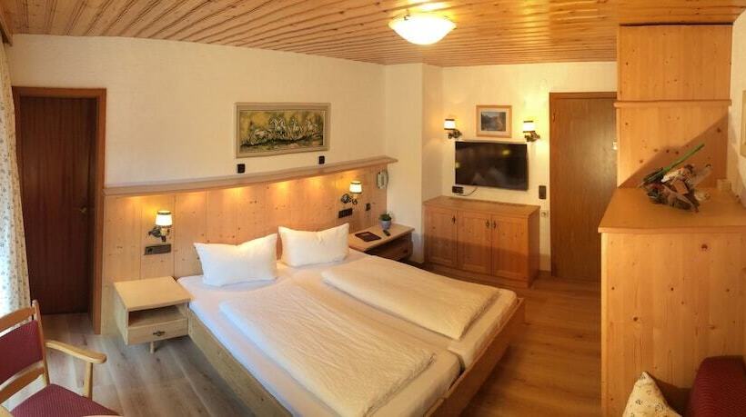 Camera Standard con Balcone, Pension Hubertus