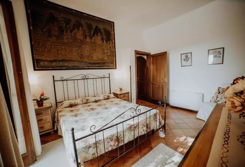 Huoneisto 1 Makuuhuone Pohjakerros, Residenza Golfo Degli Ulivi