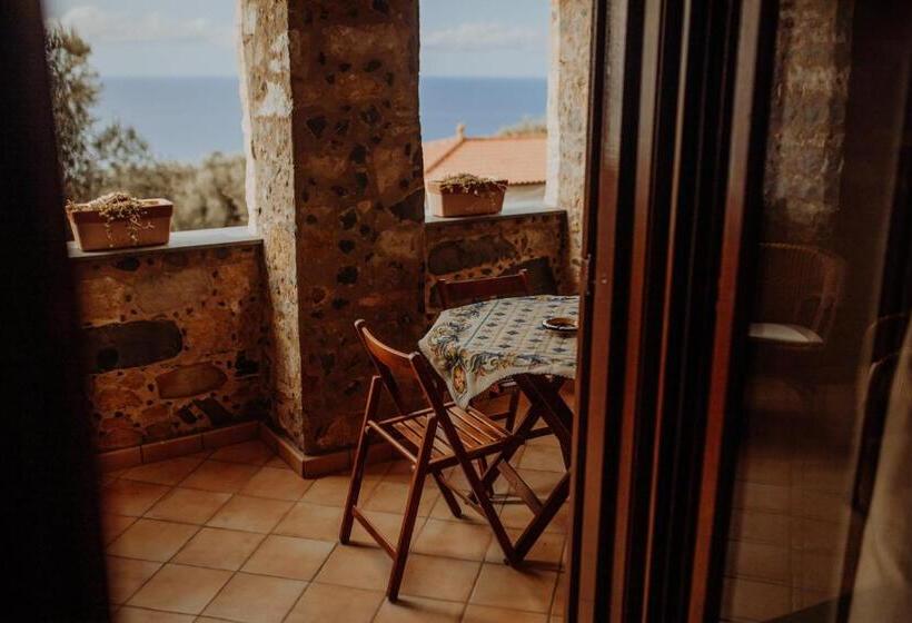 דירת חדר עם טרסה, Residenza Golfo Degli Ulivi