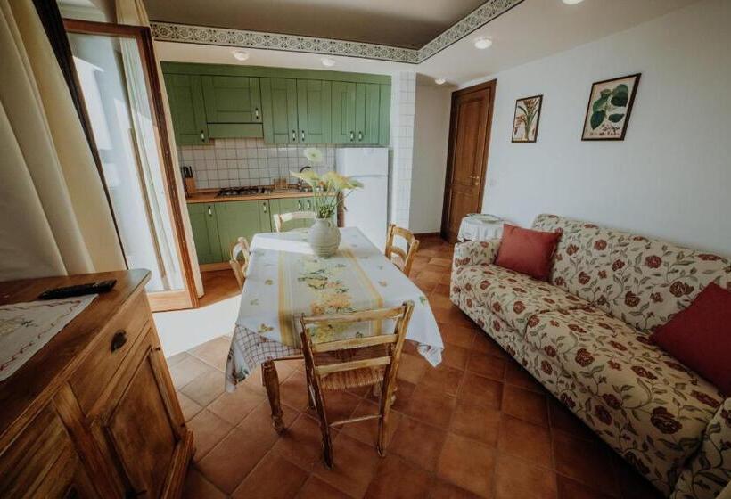 דירת חדר עם טרסה, Residenza Golfo Degli Ulivi