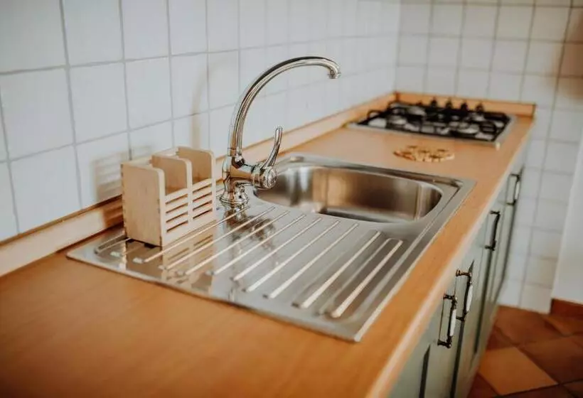 Huoneisto 1 Makuuhuone Merinäkymä, Residenza Golfo Degli Ulivi