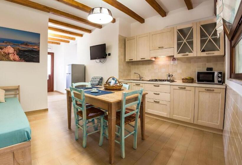 דירת פנטהאוז 1 חדרי שינה, Residenza Petrera