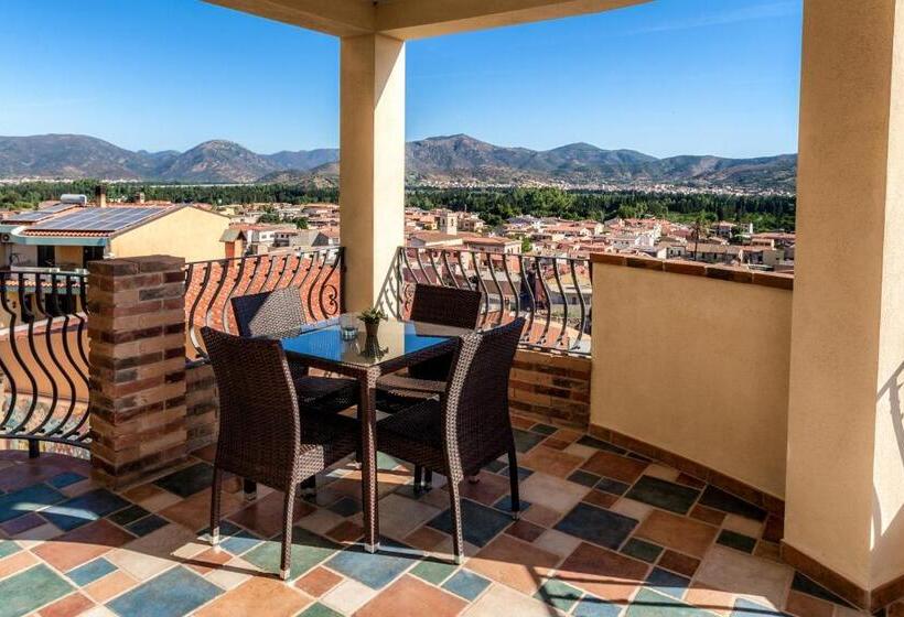 דירת פנטהאוז 1 חדרי שינה, Residenza Petrera