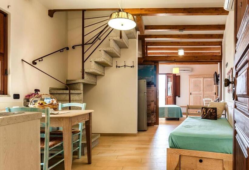 דירת פנטהאוז 1 חדרי שינה, Residenza Petrera