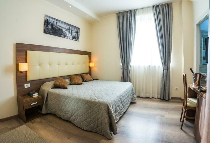 スタンダードルーム, Rizzi