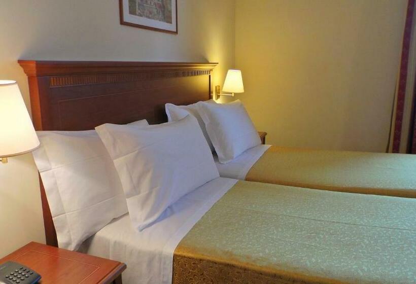 スタンダードルーム, Rizzi