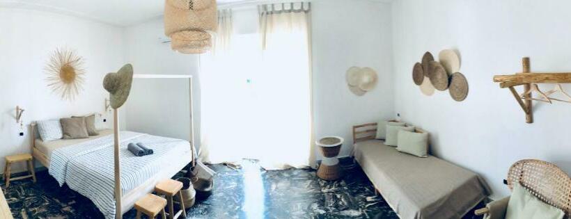 اتاق استاندارد چهار تخته, Salecce B&b