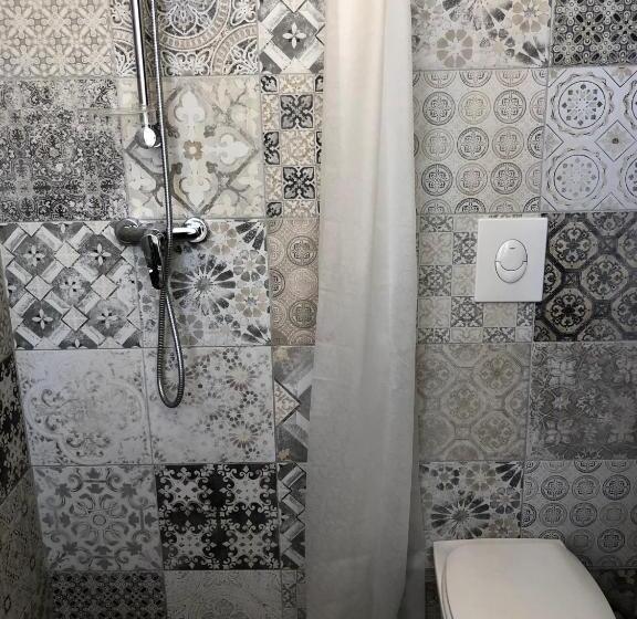 اتاق لوکس, Salecce B&b