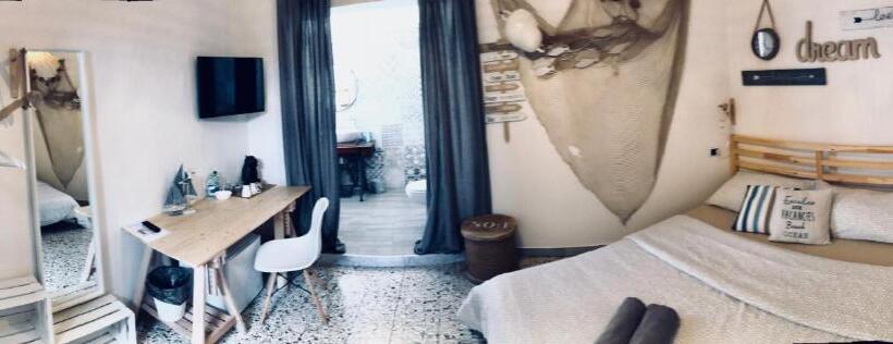 اتاق لوکس, Salecce B&b