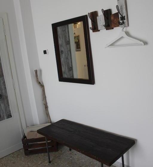 اتاق استاندارد سه نفره, Salecce B&b