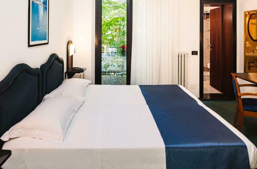 スタンダードルーム, Stella