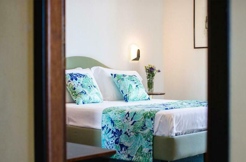 スーペリアールーム, Stella