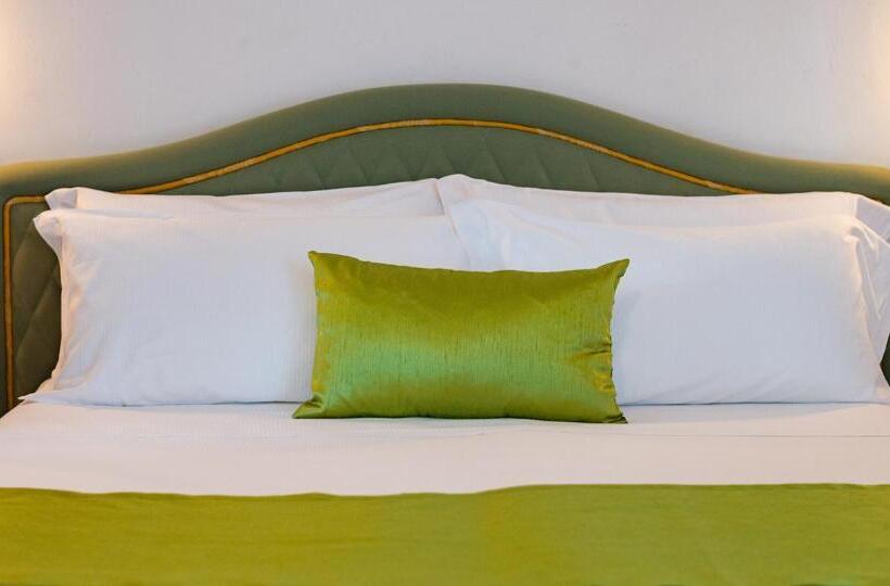 景色の見えるスタンダード4人部屋, Stella