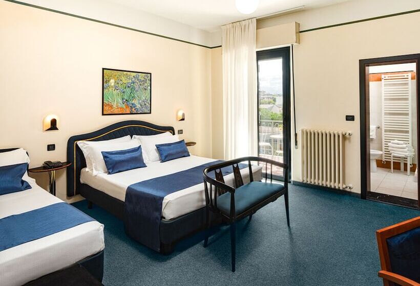 スーペリアトリプルルーム, Stella