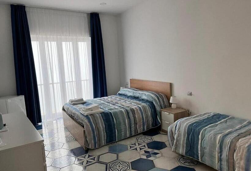Triple Room Sea View, Tenuta La Picola