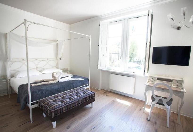 Люкс Комфорт, Villa Italia Luxury Suites And Apartments