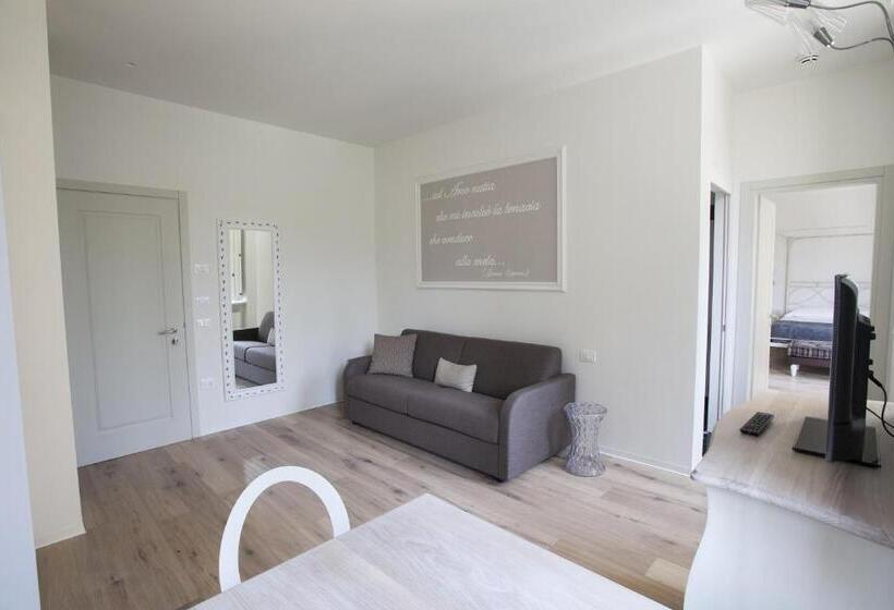 舒适套房, Villa Italia Luxury Suites And Apartments