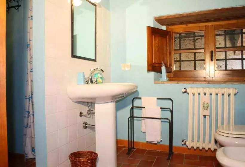 ２ベッドルームハウス, Villa La Nussa
