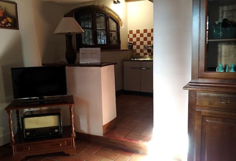 침실 2개 주택, Villa La Nussa