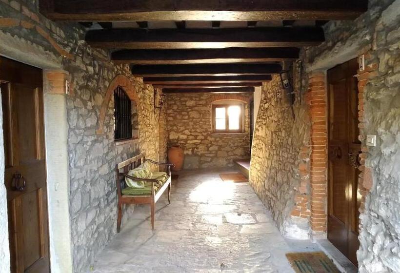 침실 2개 주택, Villa La Nussa