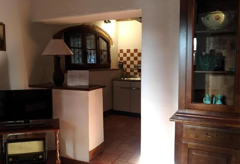 침실 2개 주택, Villa La Nussa