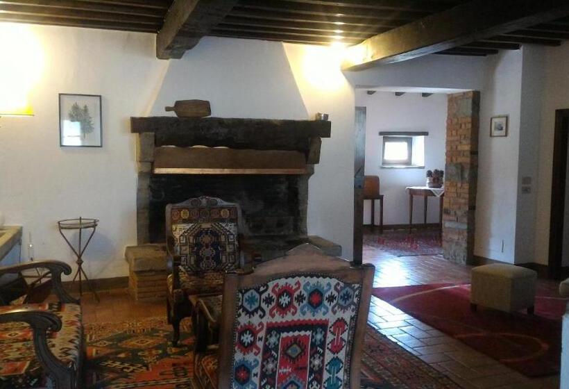 침실 4개 아파트, Villa La Nussa