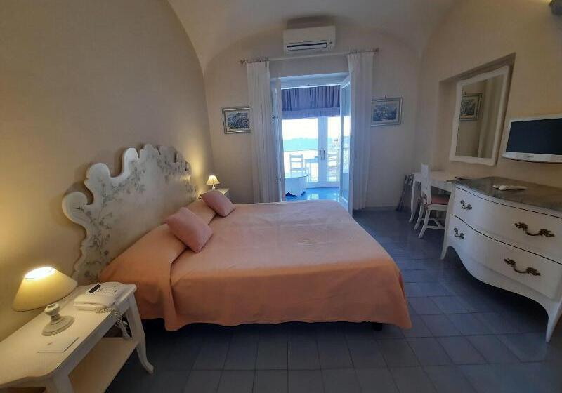 Quarto Estandar Vista Mar Lateral, Villa La Tartana