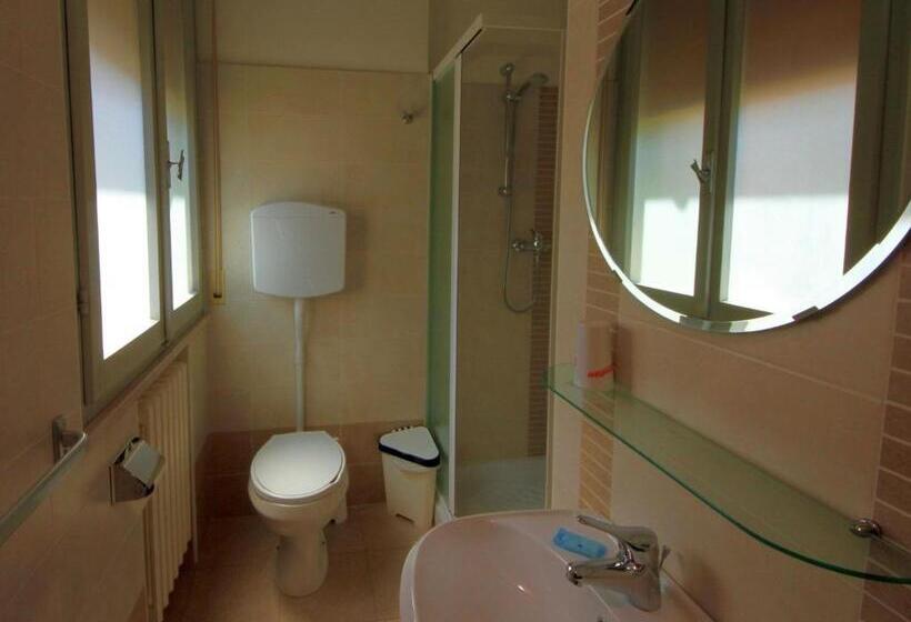 标准三人间, Villa Lauda B&b