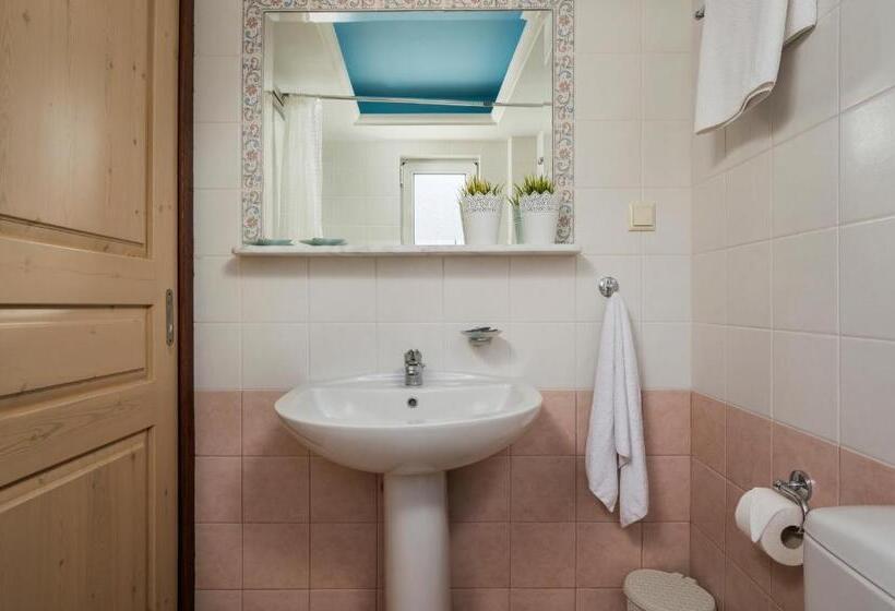 استودیوی استاندارد, Hermes Sea View