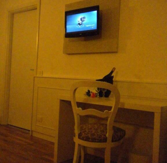 스탠다드 트리플 룸, Affittacamere Via Mazzini