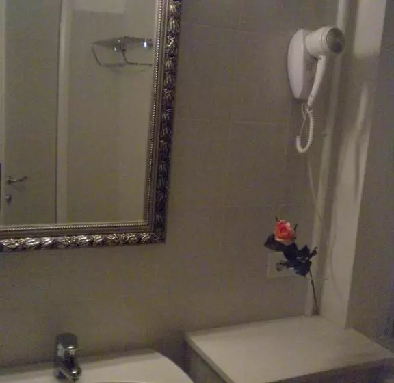 スタンダード4人部屋, Affittacamere Via Mazzini