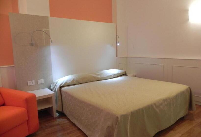 4인용 스탠다드 룸, Affittacamere Via Mazzini