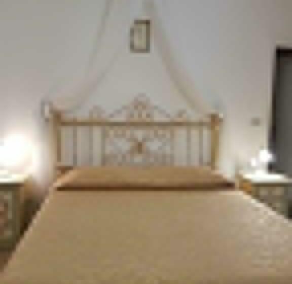 اتاق استاندارد چهار تخته, Albergo Tre Donzelle