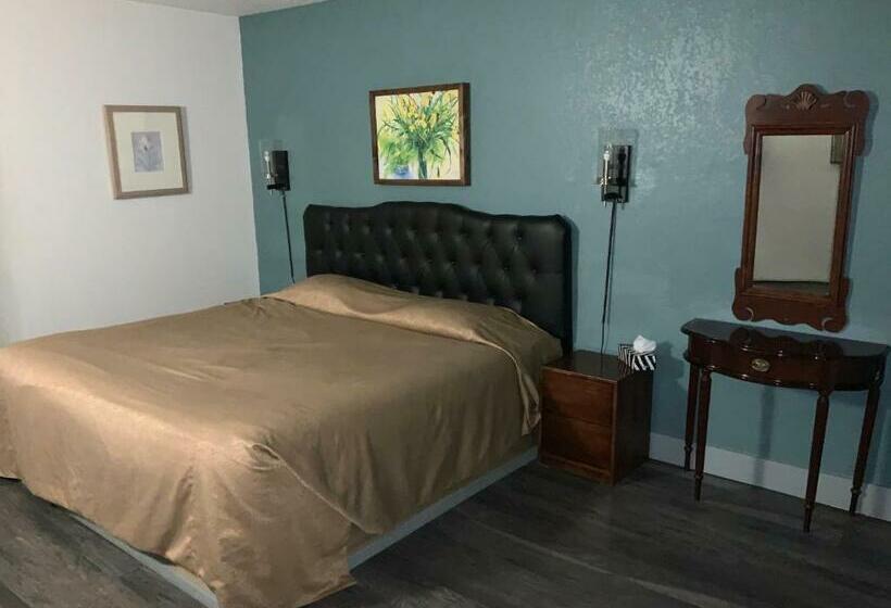 חדר סטנדרט עם מיטת קינג, Alpine Inn