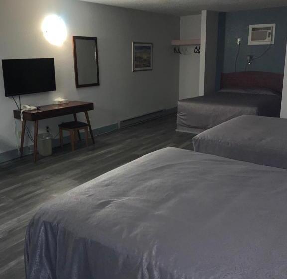 חדר משפחתי, Alpine Inn