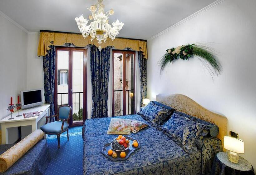 اتاق استاندارد سه نفره, Ca' Angeli